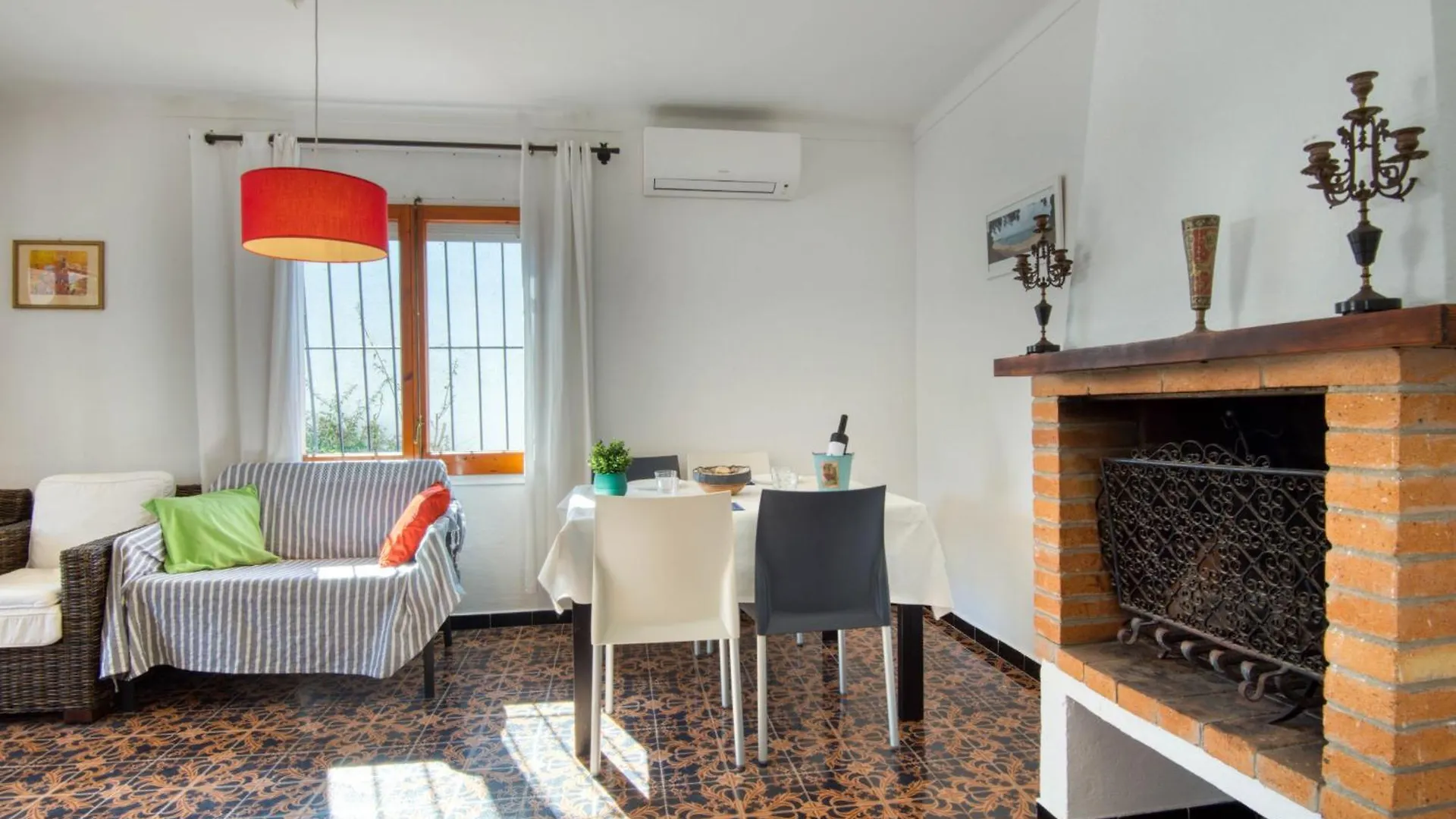 Max Villa L'Escala Holiday home