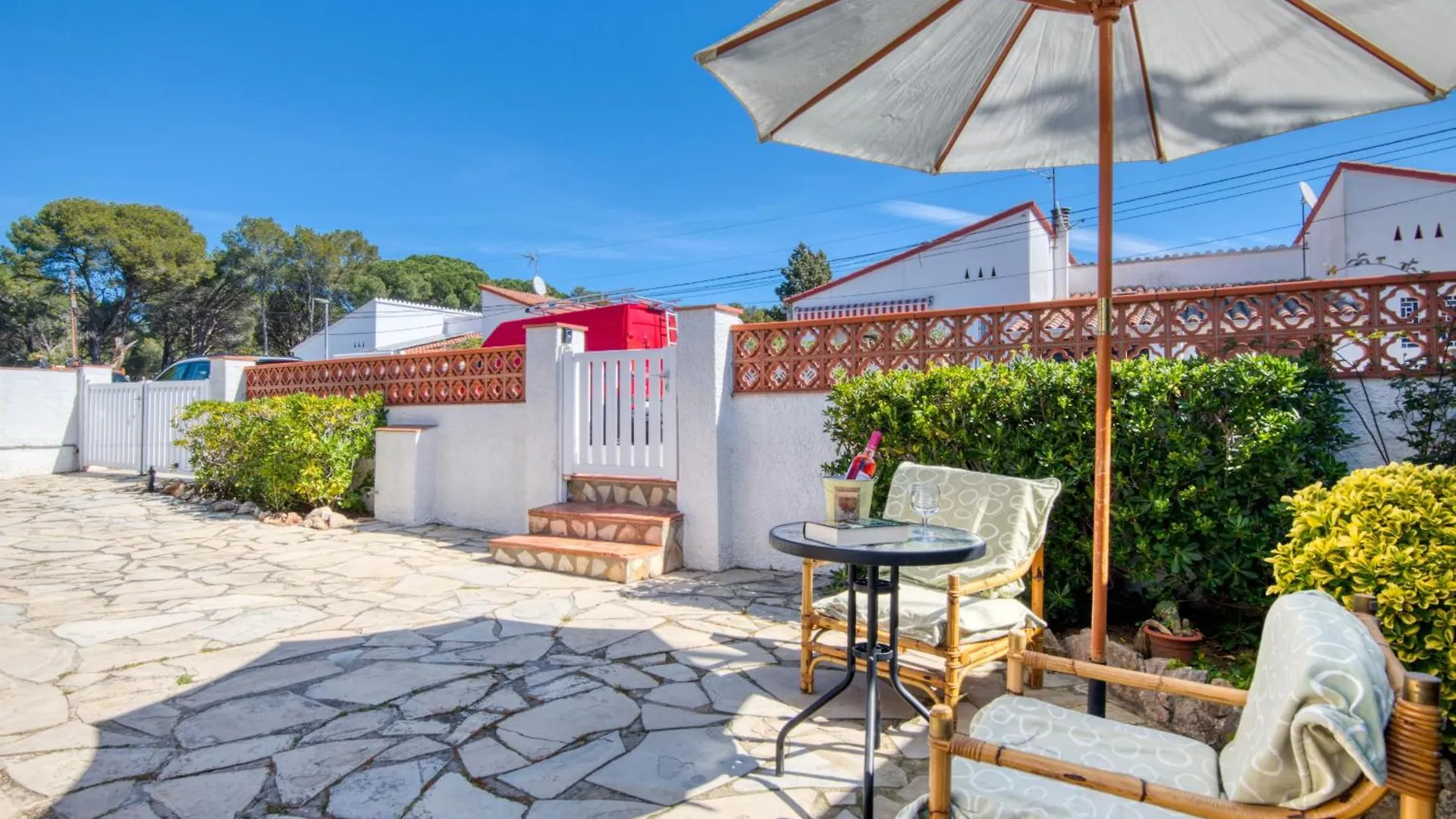 Max Villa L'Escala Spain